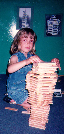 georgina.jpg (69483 bytes)